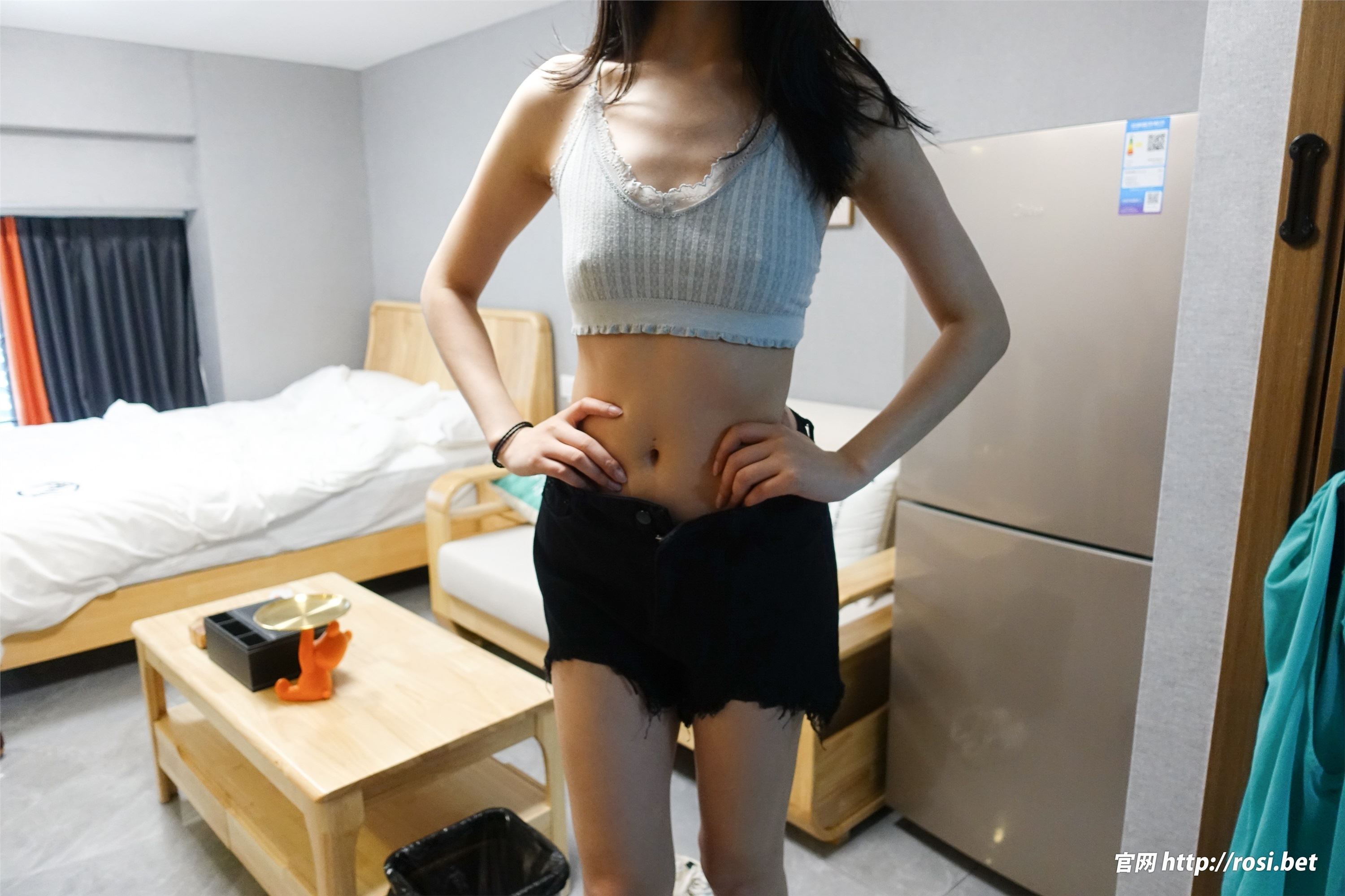 ROSI写真 2024.04.10 NO.4510